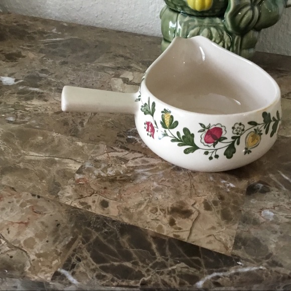 Vintage Johnson bros gravy sauce boat   made in England - Picture 1 of 9